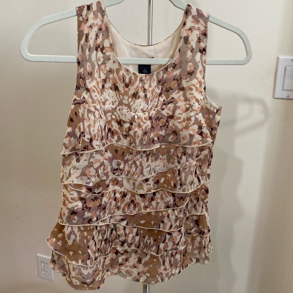 Sleeveless summer top / blouse